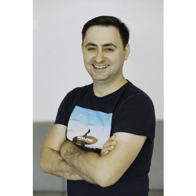 Avatar of Dmitriy Yanov-Yanovskiy